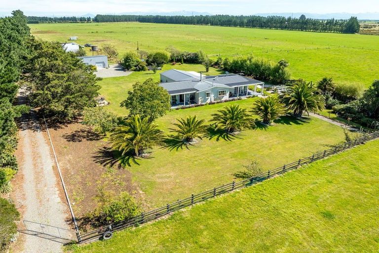 Photo of property in 2/442 Glasseys Road, Southbridge, 7682