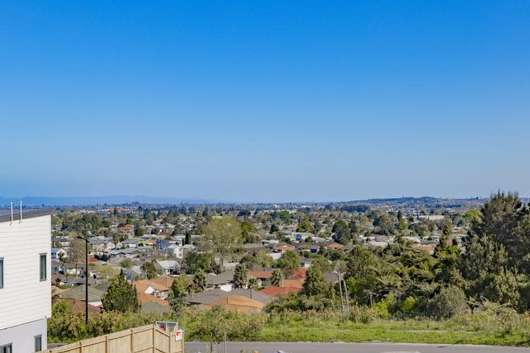 Photo of property in 10a Kotahitanga Street, Papakura, 2110