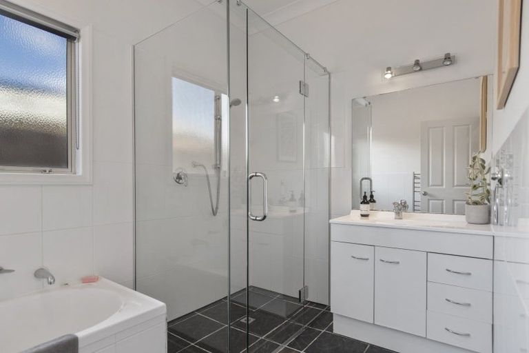 Photo of property in 28 Nautilus Drive, Papamoa Beach, Papamoa, 3118