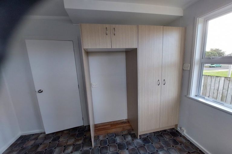 Photo of property in 5 List Street, Welbourn, New Plymouth, 4310