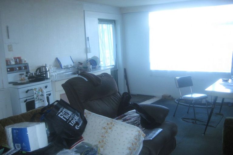 Photo of property in 31 Russell Street, Westport, 7825