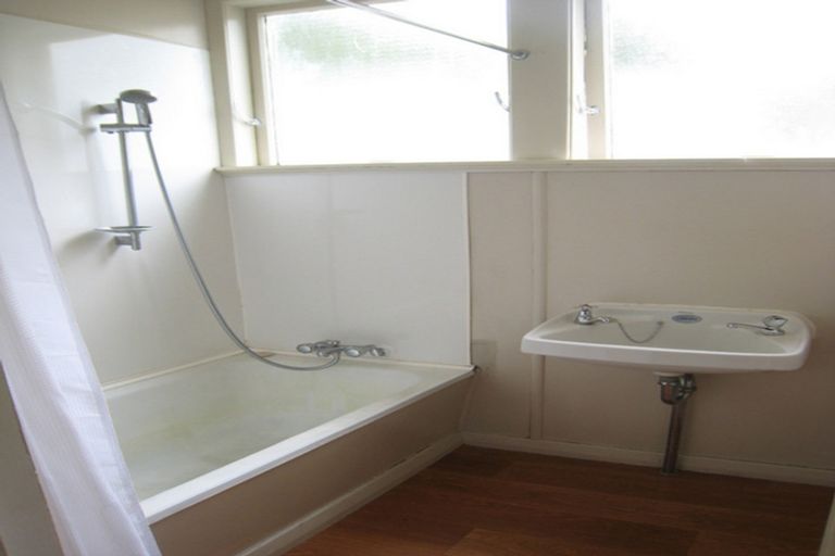Photo of property in 64-66a Canada Street, Watlington, Timaru, 7910