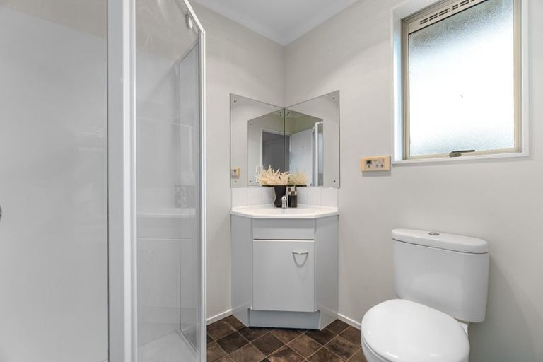 Photo of property in 6 Antrim Place, Nawton, Hamilton, 3200