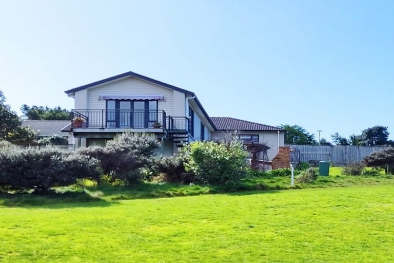 Photo of property in 30 Keepers Drive, Gulf Harbour, Whangaparaoa, 0930