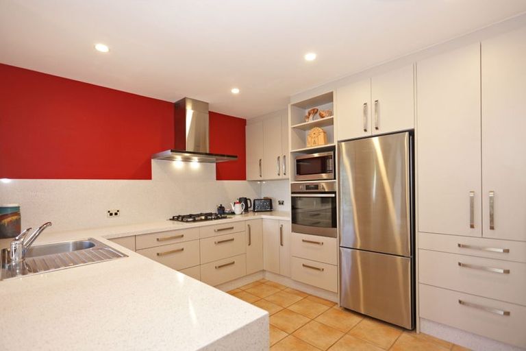 Photo of property in 8 Pembroke Drive, Bethlehem, Tauranga, 3110