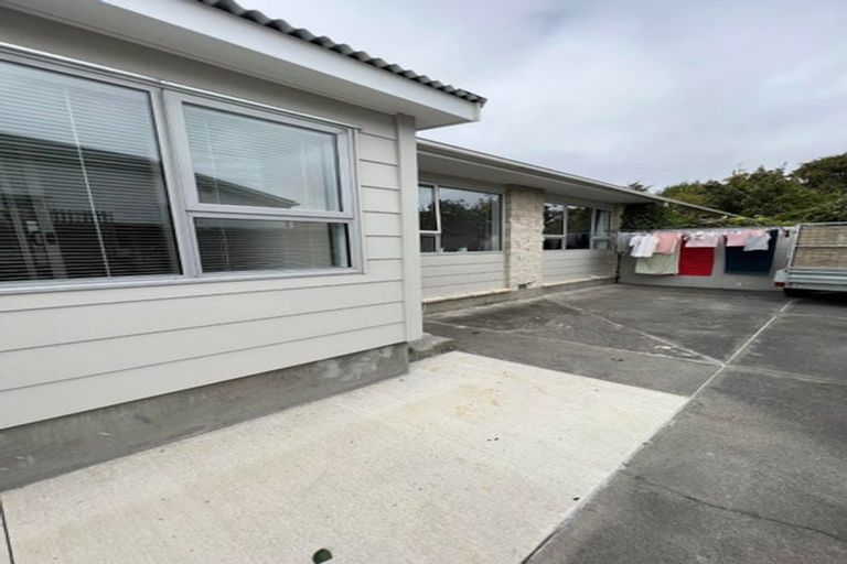 Photo of property in 1/94 Sullivan Avenue, Woolston, Christchurch, 8023