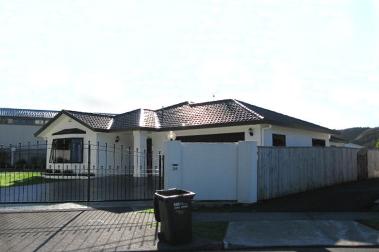 Photo of property in 26 Kawatiri Grove, Wainuiomata, Lower Hutt, 5014