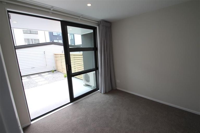 Photo of property in 35 Settlers Avenue, Hobsonville, Auckland, 0618