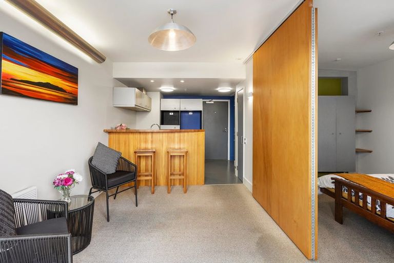 Photo of property in St Pauls Apartments, 46/43 Mulgrave Street, Thorndon, Wellington, 6011