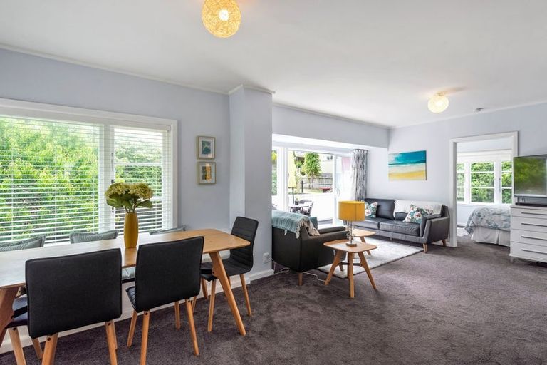 Photo of property in 25 Golf Road, Paraparaumu Beach, Paraparaumu, 5032