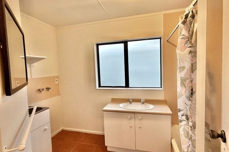 Photo of property in 5 Logan Avenue, Marewa, Napier, 4110