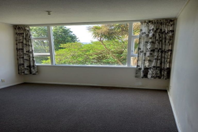 Photo of property in 19 Barber Grove, Moera, Lower Hutt, 5010