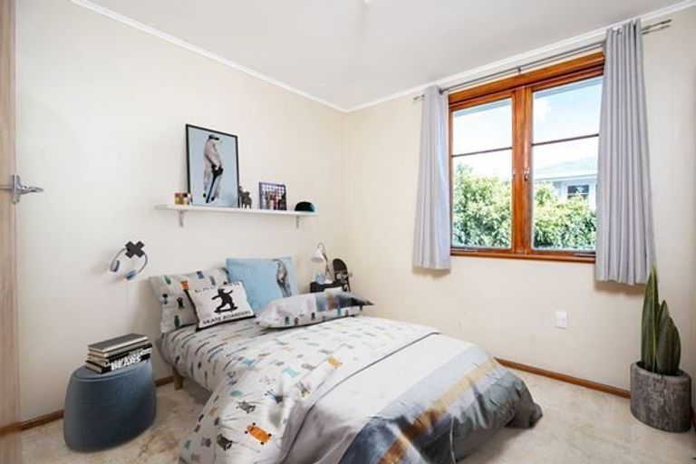 Photo of property in 111 Oxford Street, Lansdowne, Masterton, 5810