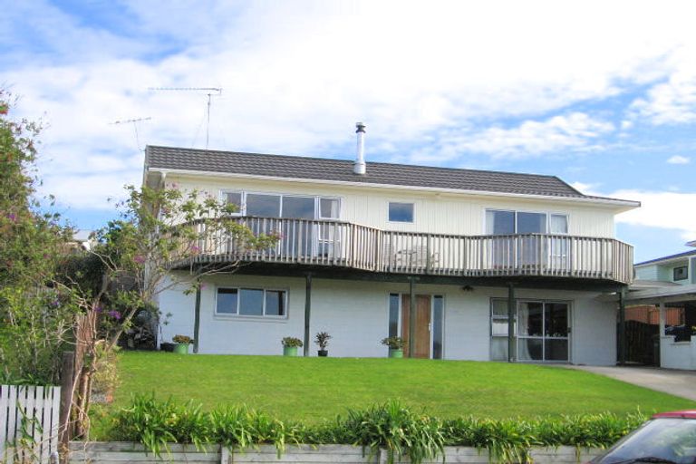 Photo of property in 8 Tara Place, Snells Beach, 0920