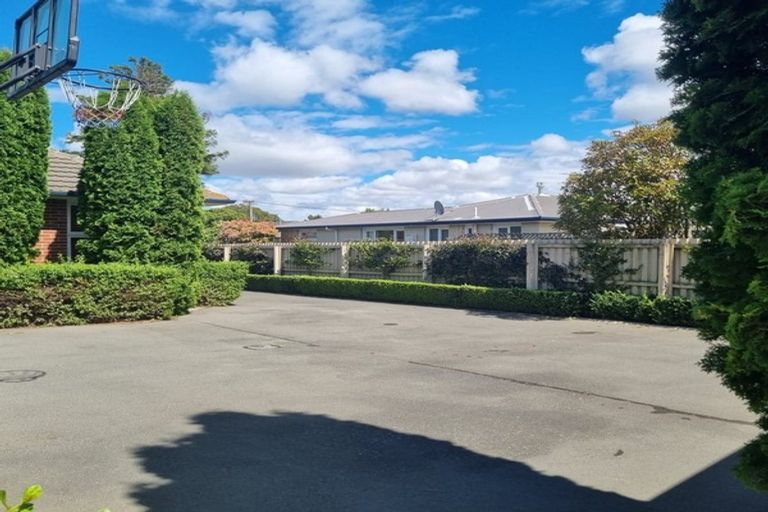 Photo of property in 120 Watford Street, Strowan, Christchurch, 8052
