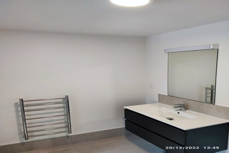 Photo of property in 7/11 Carlos Drive, Flat Bush, Auckland, 2016