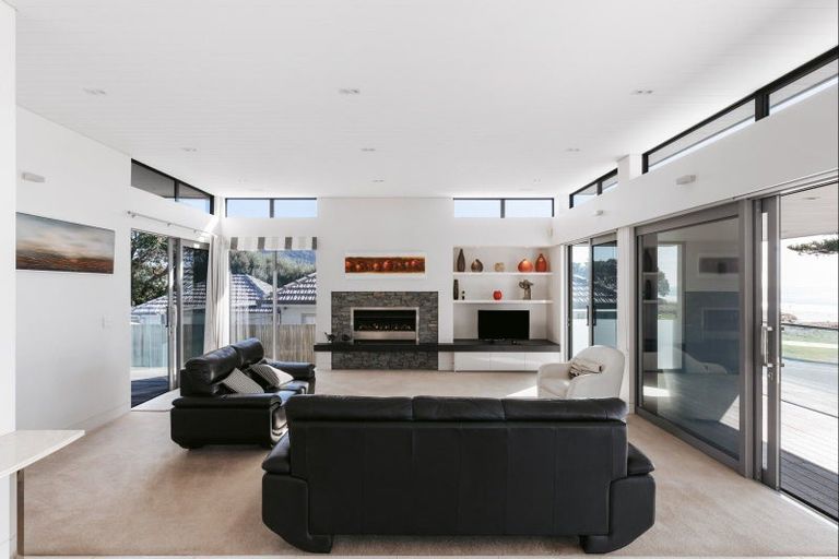 Photo of property in 81 Marine Parade, Mount Maunganui, 3116