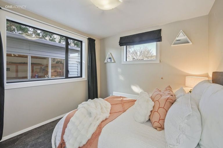 Photo of property in 8 Springmead Place, Hornby, Christchurch, 8042