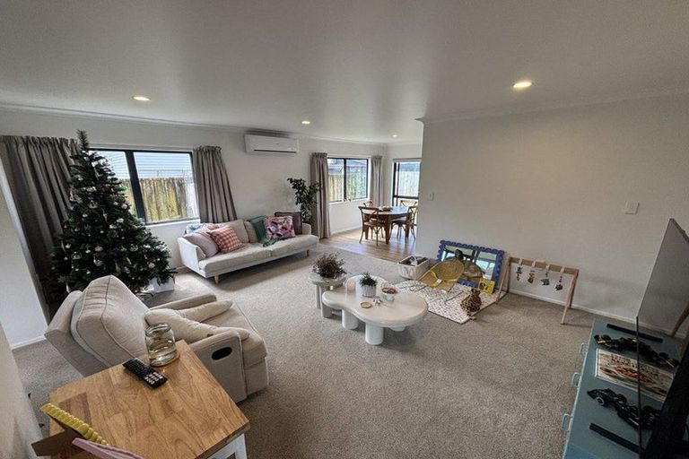 Photo of property in 57b Williams Street, Cambridge, 3434