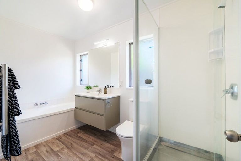 Photo of property in 3/116 Meadowland Drive, Somerville, Auckland, 2014
