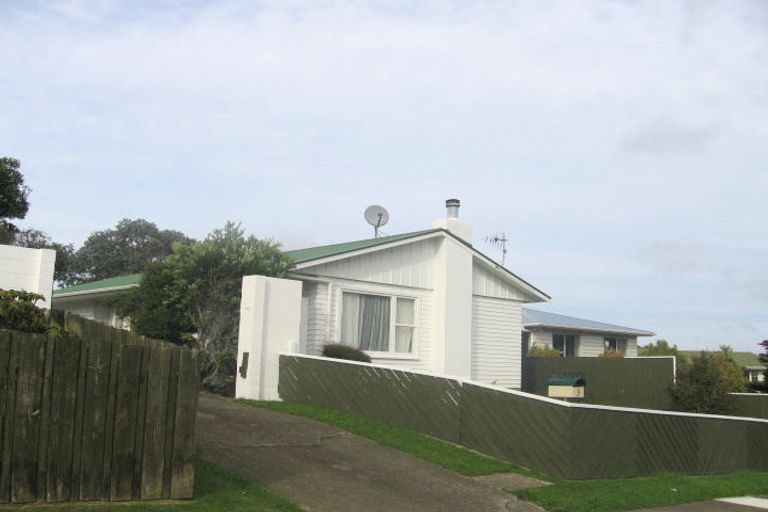 Photo of property in 3 Holly Grove, Maungaraki, Lower Hutt, 5010