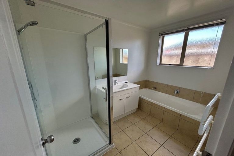 Photo of property in 36 Margarita Rise, Pukekohe, 2120