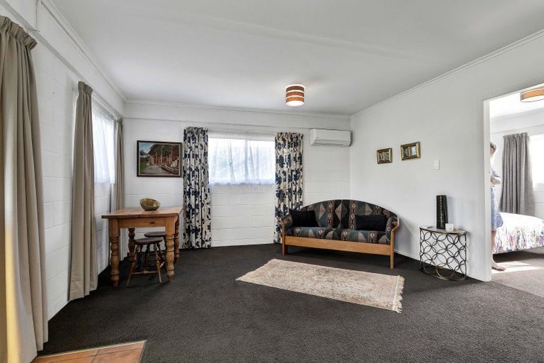 Photo of property in 93c Clemow Road, Fitzroy, New Plymouth, 4312