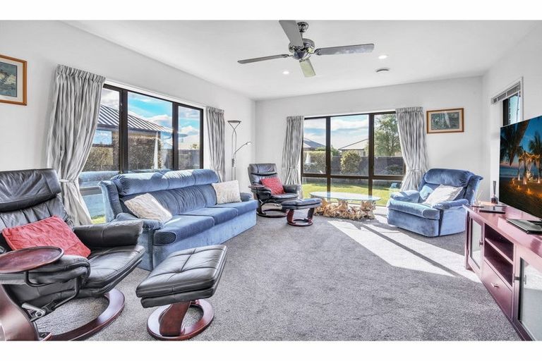 Photo of property in 9 Taiwhenua Street, Rangiora, 7400