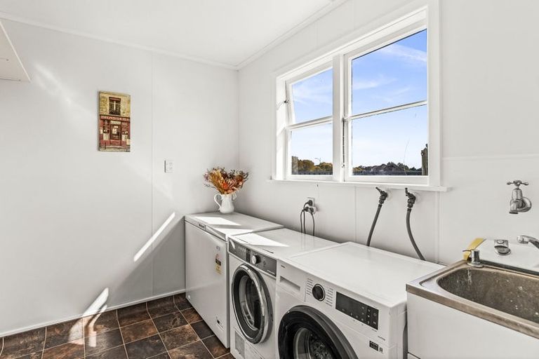 Photo of property in 73 Brookvale Road, Havelock North, 4130