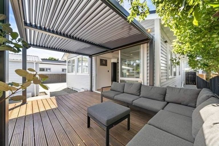 Photo of property in 129 William Street, Petone, Lower Hutt, 5012