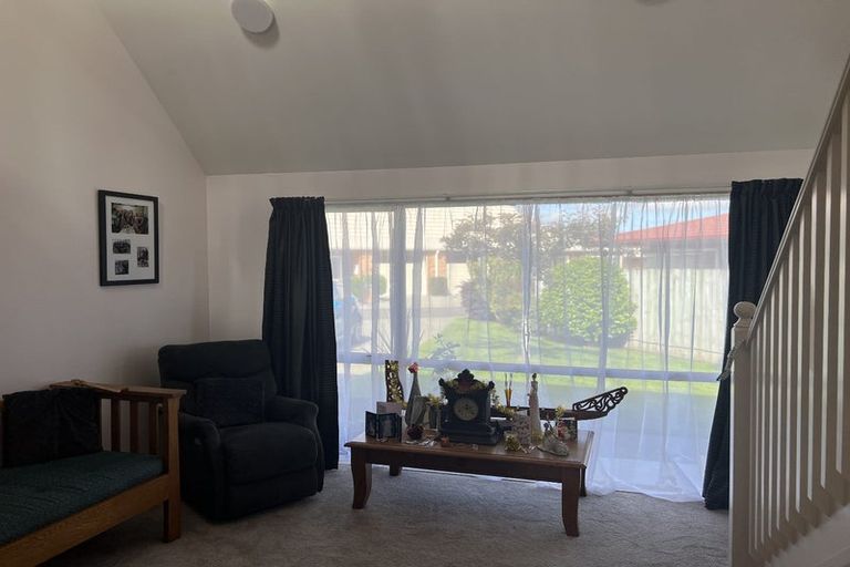 Photo of property in Rangeview Villas, 23/9 Fuller Close, Levin, 5510