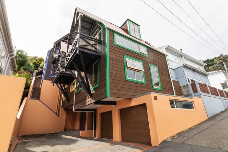 Photo of property in 83a Majoribanks Street, Mount Victoria, Wellington, 6011