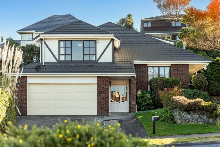 Photo of property in 31 Burbank Crescent, Churton Park, Wellington, 6037