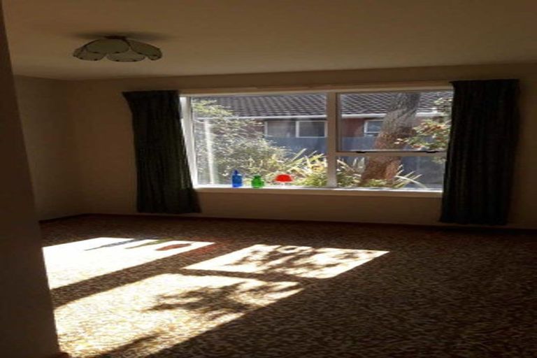 Photo of property in 42 Strathfield Avenue, Dallington, Christchurch, 8061