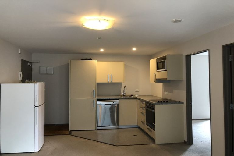 Photo of property in Dual Apartments, 301/142u Vivian Street, Te Aro, Wellington, 6011