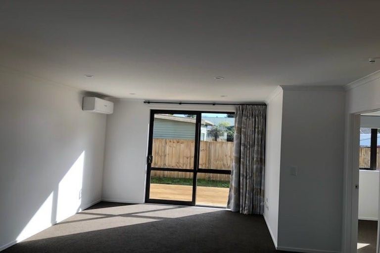 Photo of property in 38u2 Smith Street, Frankton, Hamilton, 3204