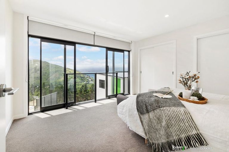 Photo of property in 15 Nanda Way, Khandallah, 6035