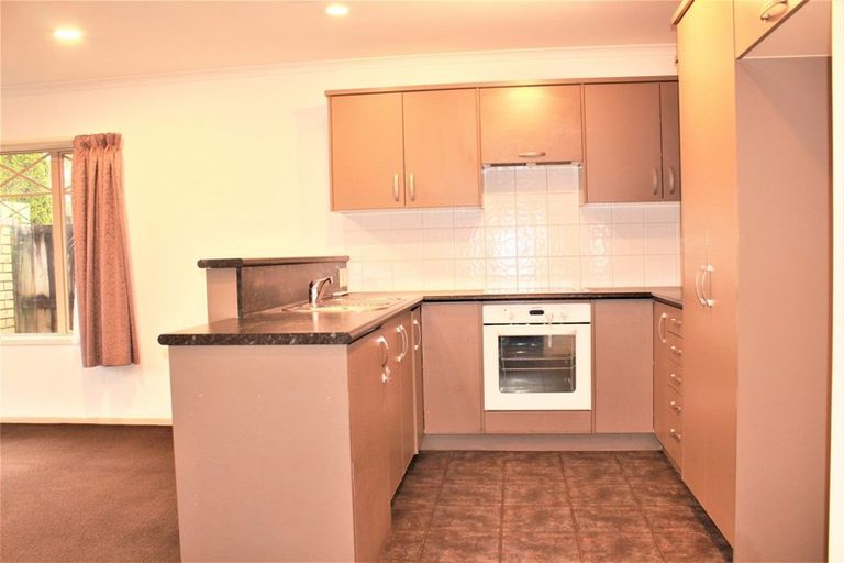 Photo of property in 201u4 Massey Street, Frankton, Hamilton, 3204