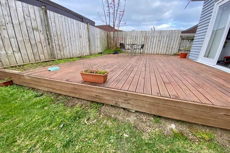 Photo of property in 1/21 Thomas Road, Mangere, Auckland, 2022