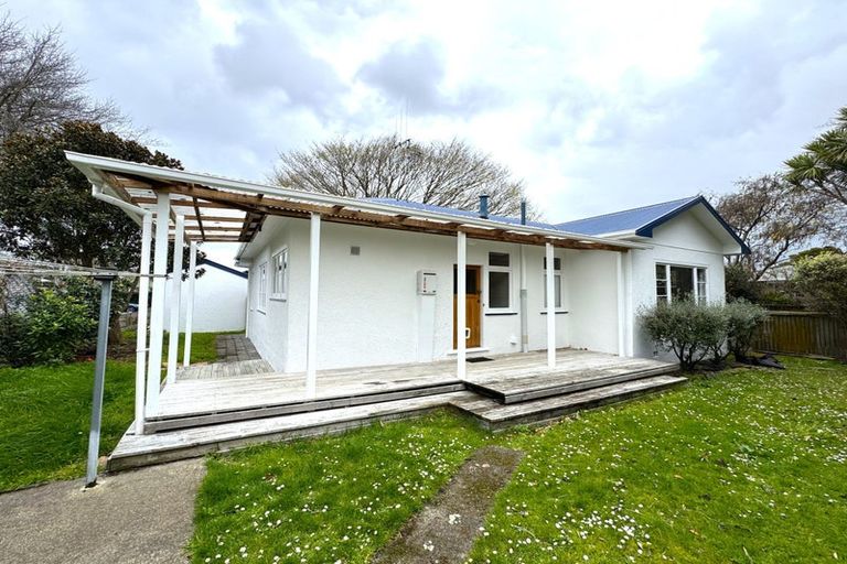 Photo of property in 120 Jickell Street, Hokowhitu, Palmerston North, 4410
