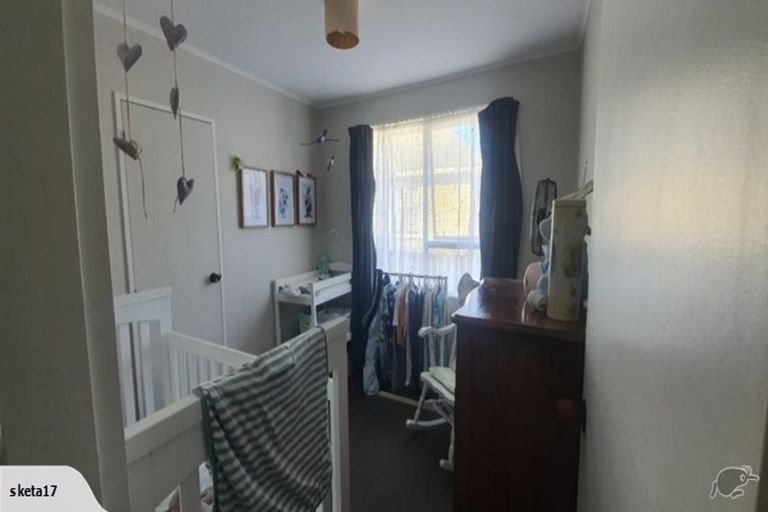 Photo of property in 2/112 Mcleod Street, Elderslea, Upper Hutt, 5018