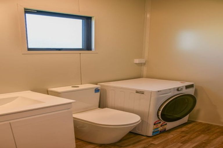 Photo of property in 52 Nash Parade, Foxton Beach, Foxton, 4815