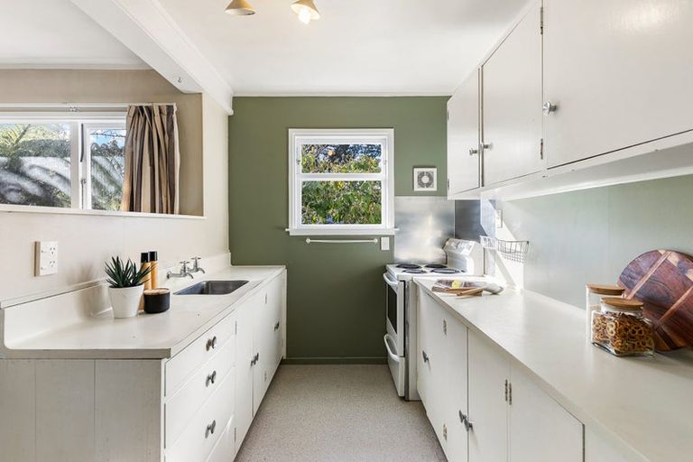 Photo of property in 47b Huntingdon Street, Northland, Wellington, 6012