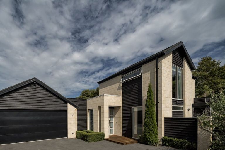 Photo of property in 97f Englefield Road, Northwood, Christchurch, 8051