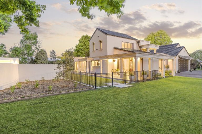 Photo of property in 203 Athlone Drive, Cambridge, 3434