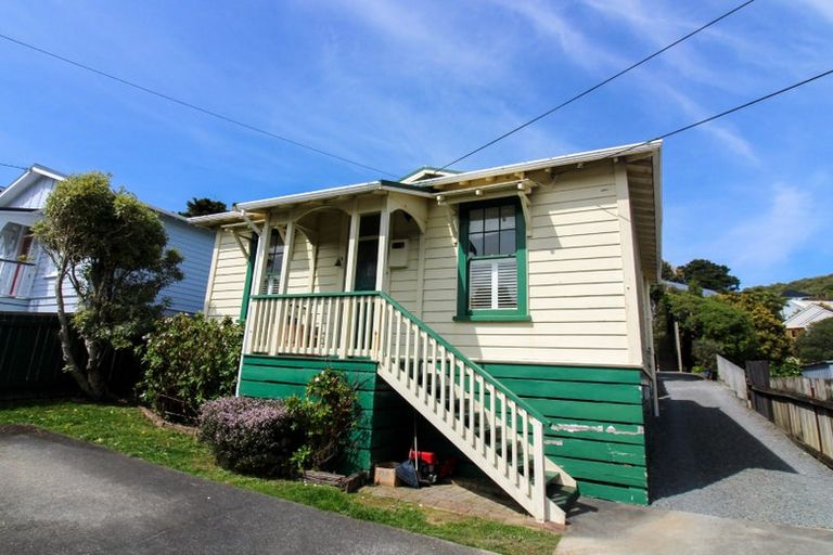 Photo of property in 25 Bombay Street, Ngaio, Wellington, 6035