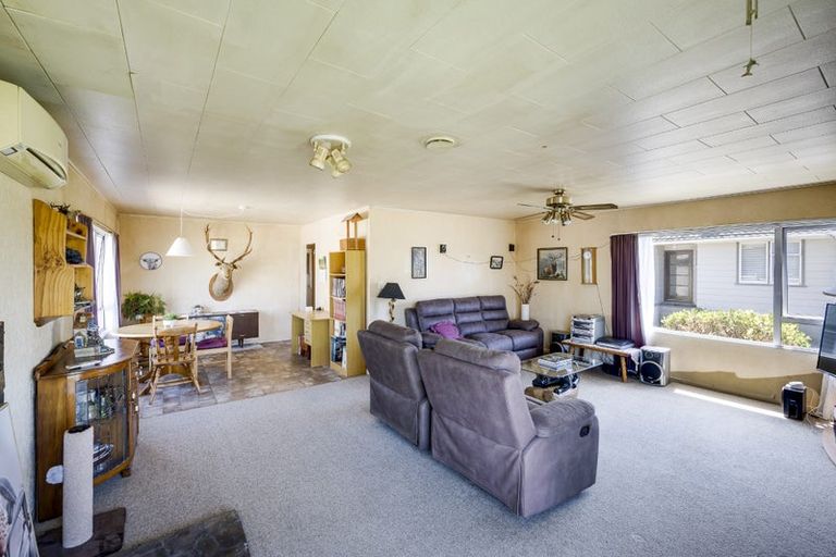 Photo of property in 20-22 Freyberg Avenue, Tamatea, Napier, 4112