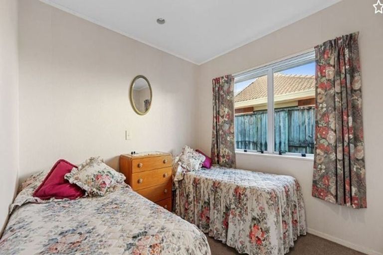 Photo of property in 5 Bayfair Drive, Mount Maunganui, 3116