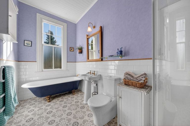Photo of property in 52 Longwood Road, South Featherston, Featherston, 5771