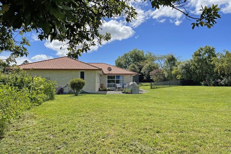 Photo of property in 22 Johnson Street, Waipawa, 4210